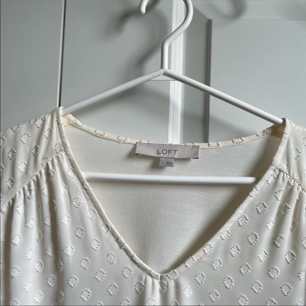 White Loft Blouse! - Picture 4 of 5